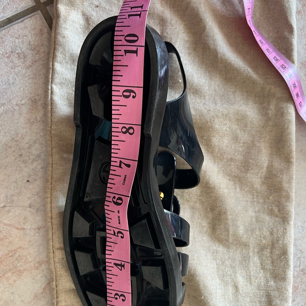 Gucci Black Jelly Fisherman Sandals with Double G - Picture 4 of 6